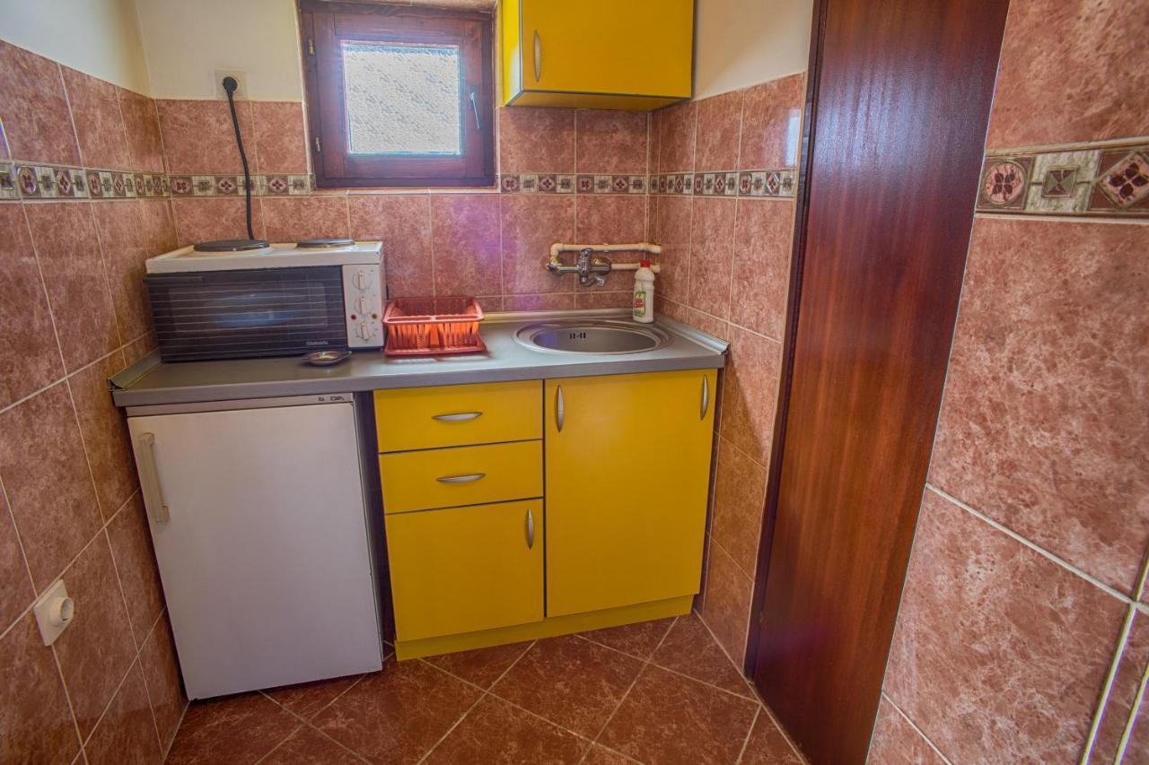 Guest House Jezera Žabljak Esterno foto