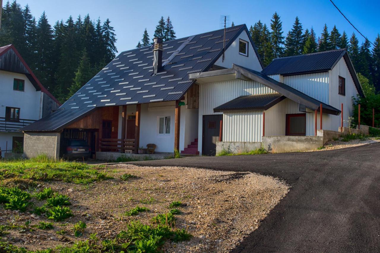 Guest House Jezera Žabljak Esterno foto